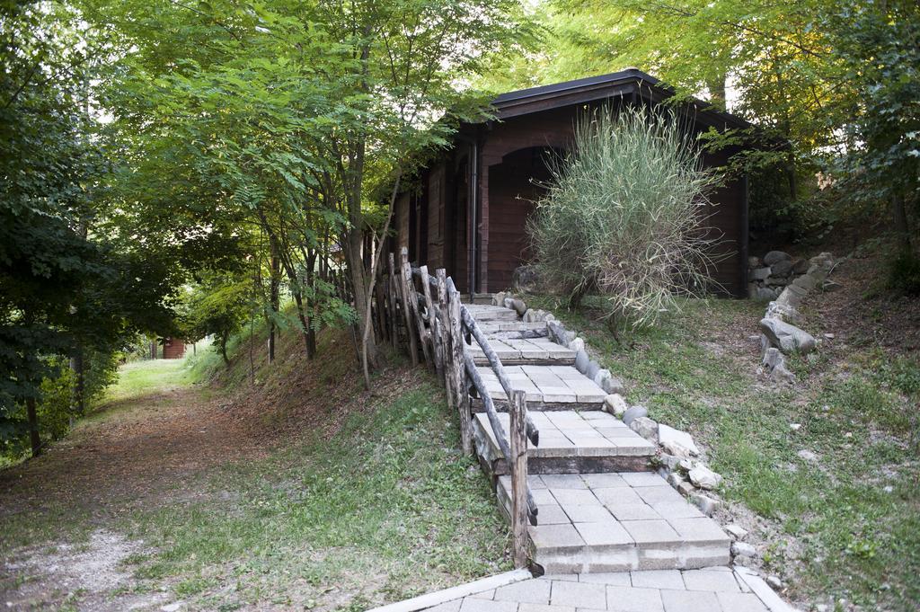 Готель Parco Matildico Di Montalto Cadelbosco di Sopra Екстер'єр фото