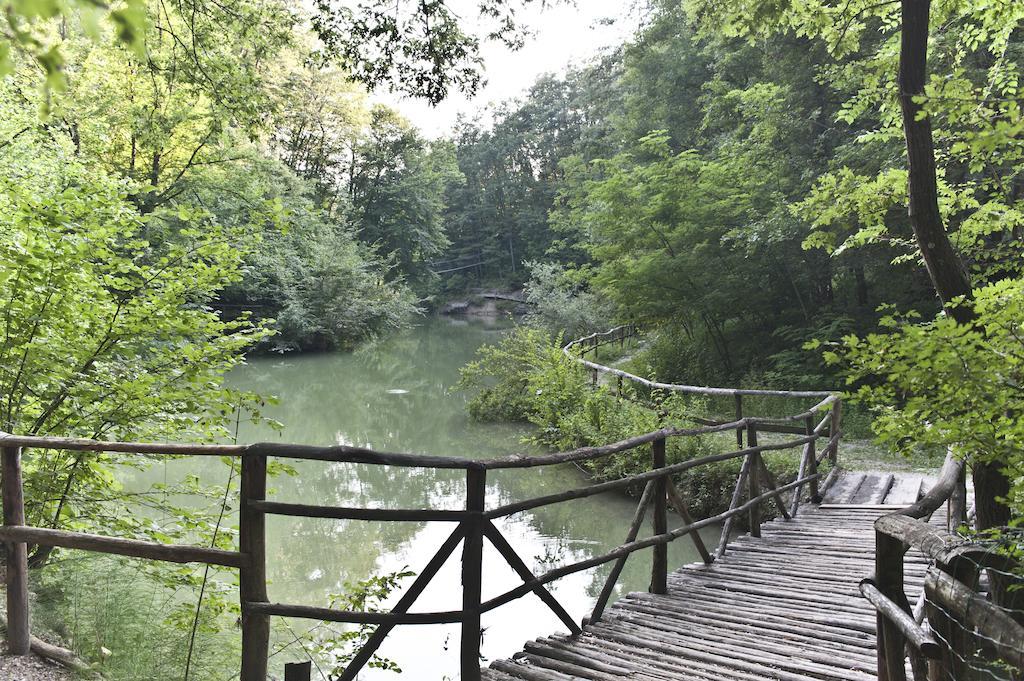 Готель Parco Matildico Di Montalto Cadelbosco di Sopra Екстер'єр фото